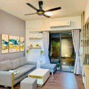 Cho thuê căn hộ 3 phòng ngủ Aqua 90 Ecopark 01